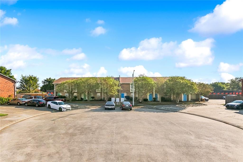 11900-50 LAKELAND Court