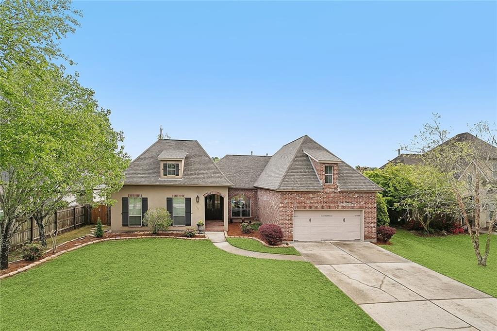 372 CHATEAU SONESTA Boulevard