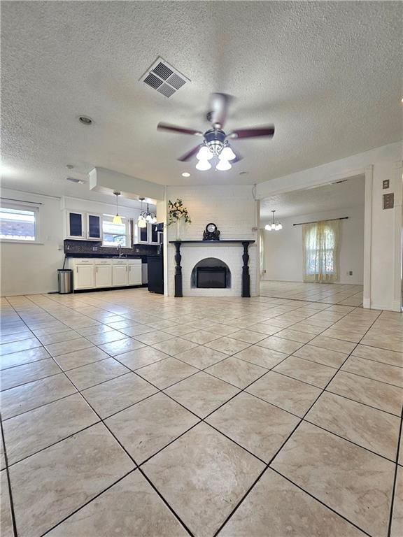 4204 TRANSCONTINENTAL Drive