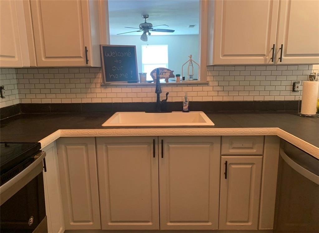 37236 W POWERLINE RD Road