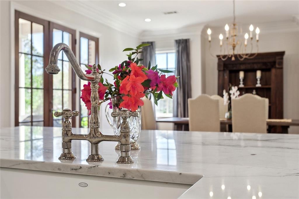 Mandeville, Louisiana 70471, United States, 6 Bedrooms Bedrooms, ,5 BathroomsBathrooms,Residential,Active,220287