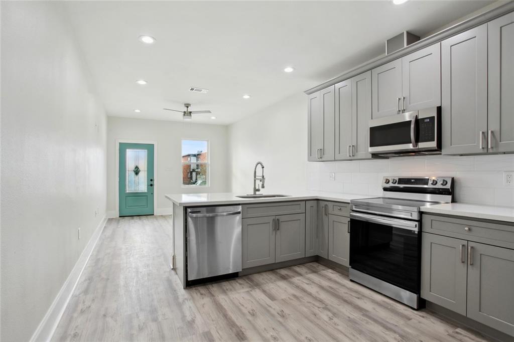 3572 MARTINIQUE Avenue