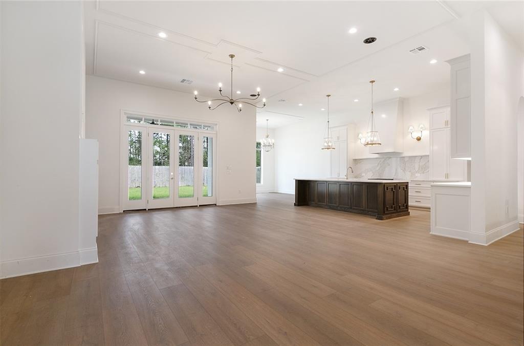 395 RUE CHARLOTTE Drive