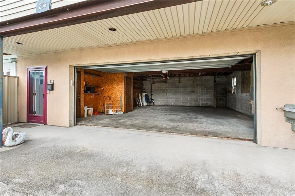 258 AVE B Avenue