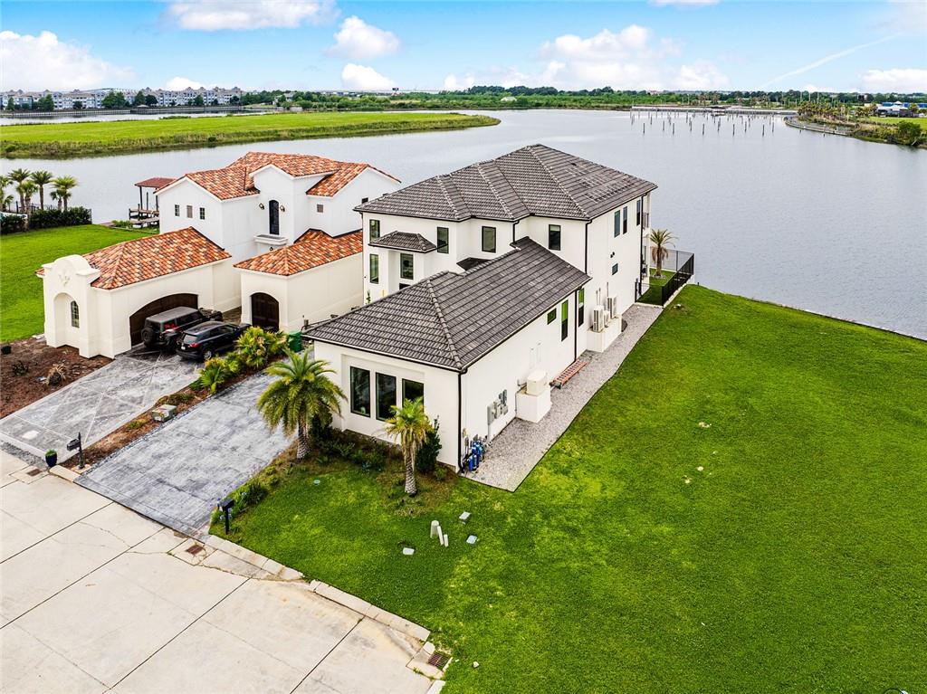 3073 MARINA VILLA N.