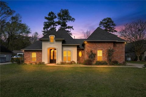 Photo of 2142 WING HAVEN Drive, Mandeville, LA 70471 (MLS # 2545697)