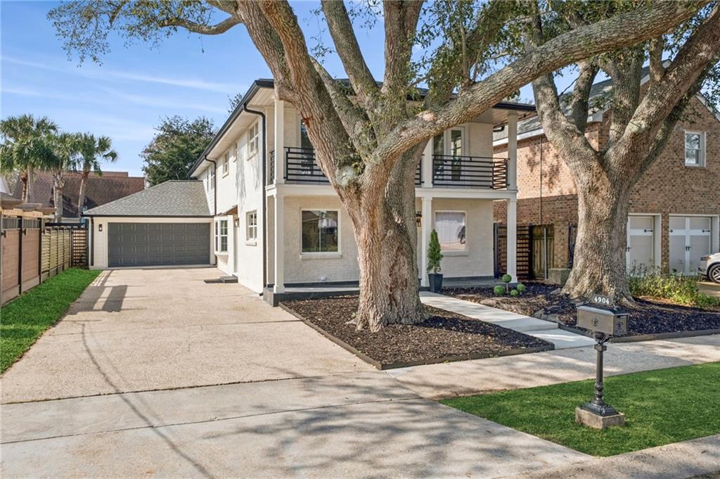 4904 LAKE LOUISE Avenue