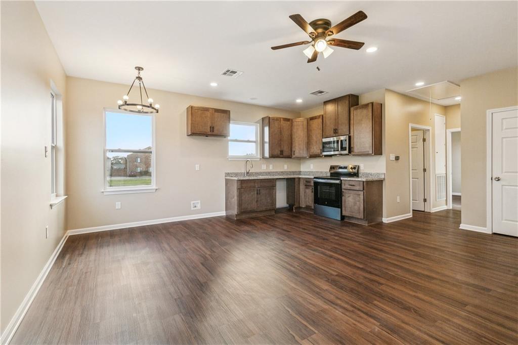 3113 15 DELAMBERT Street