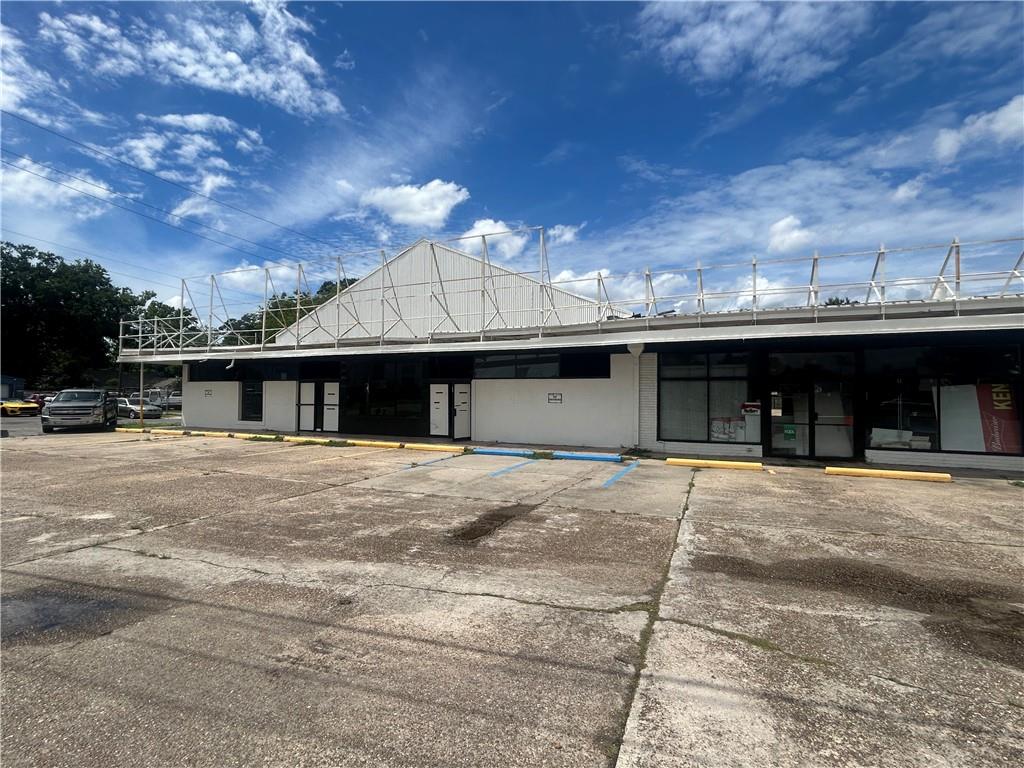 2314 AIRLINE Drive