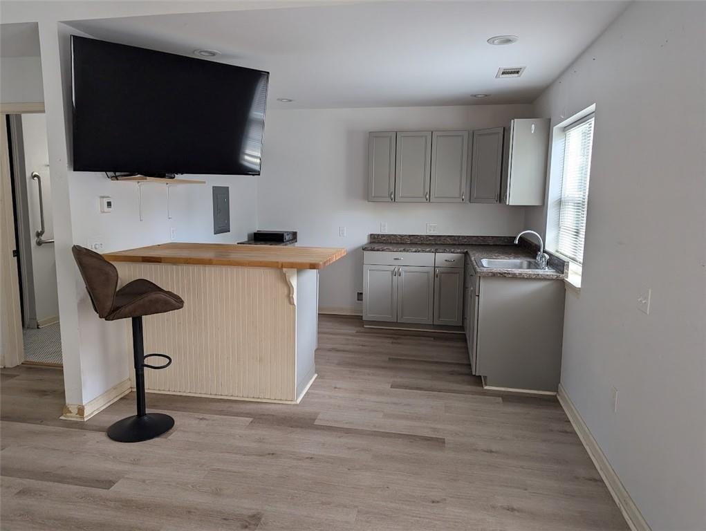 Baton Rouge, Louisiana 70806, United States, 3 Bedrooms Bedrooms, ,2 BathroomsBathrooms,Residential,Pending,51438