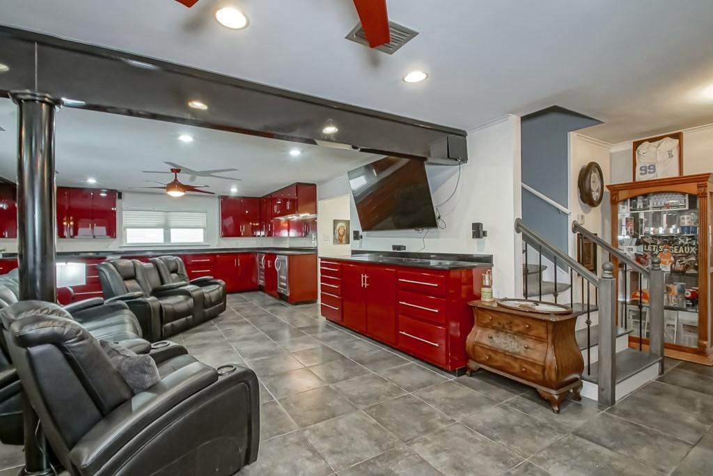 1501 EDENBORN Avenue