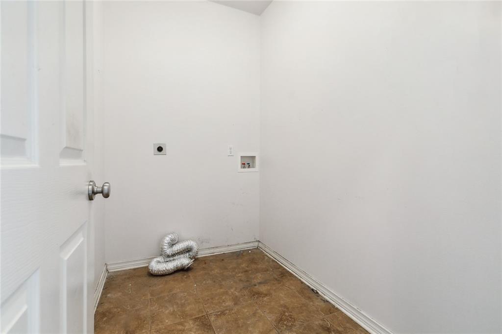 New Orleans, Louisiana 70122, United States, 3 Bedrooms Bedrooms, ,3 BathroomsBathrooms,Residential,Active,33518