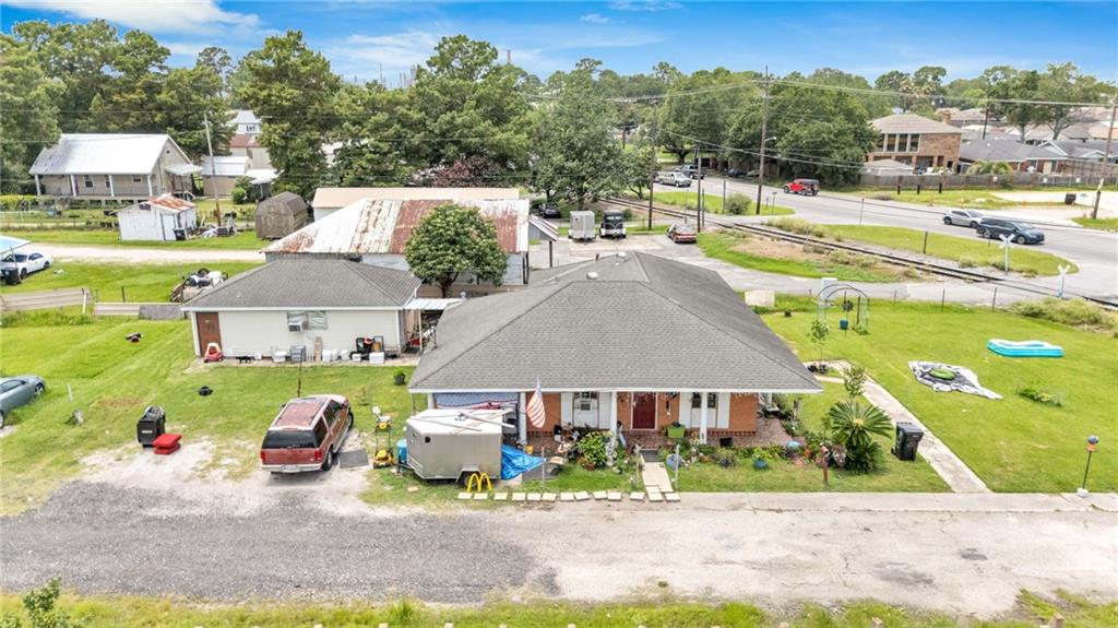 1932 DICARLO Drive