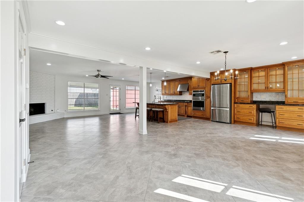 3920 LAKE TRAIL Drive