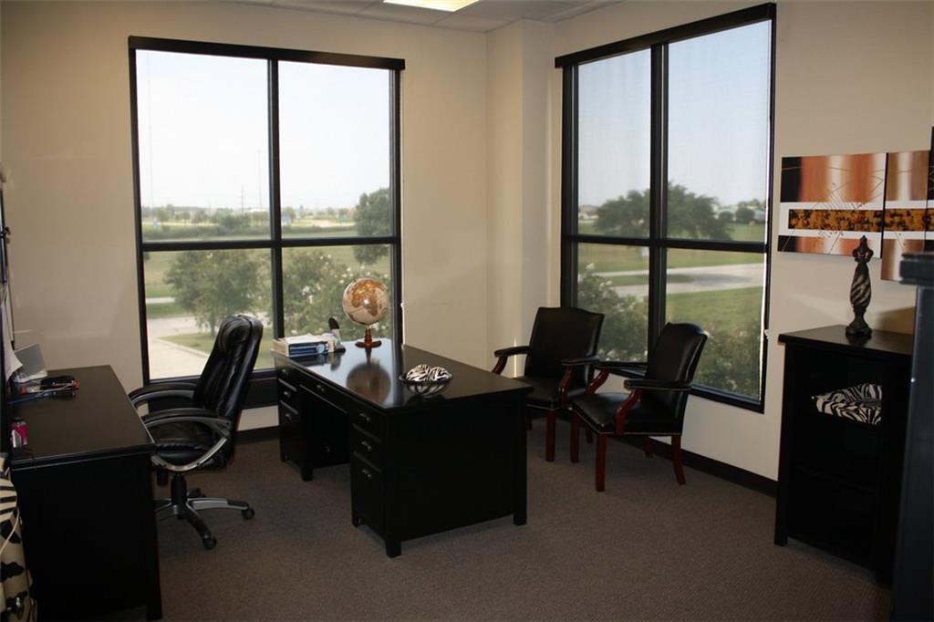 840 OAK HARBOR Boulevard