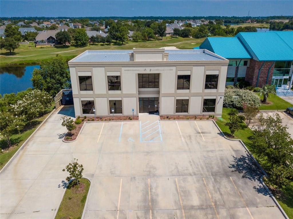 840 OAK HARBOR Boulevard
