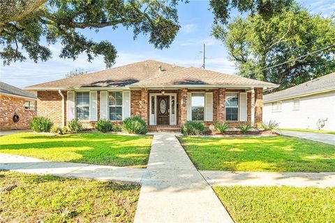 5844 SYLVIA Drive New Orleans LA 70124