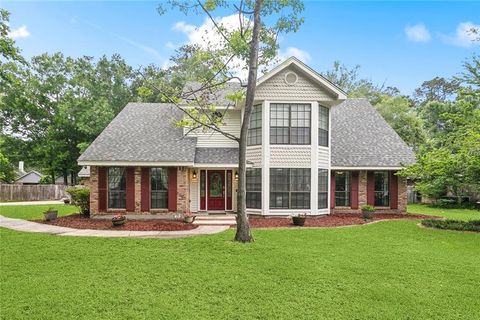 129 CENTRUY OAK Lane Mandeville LA 70471