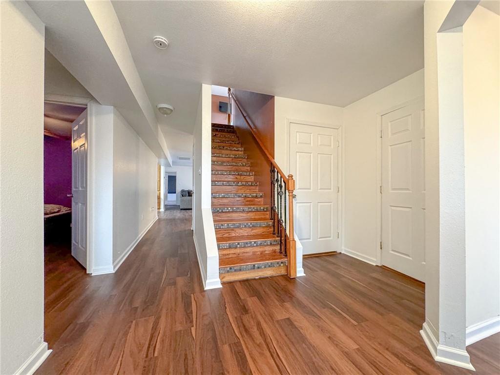 1200 CAUSEWAY Boulevard