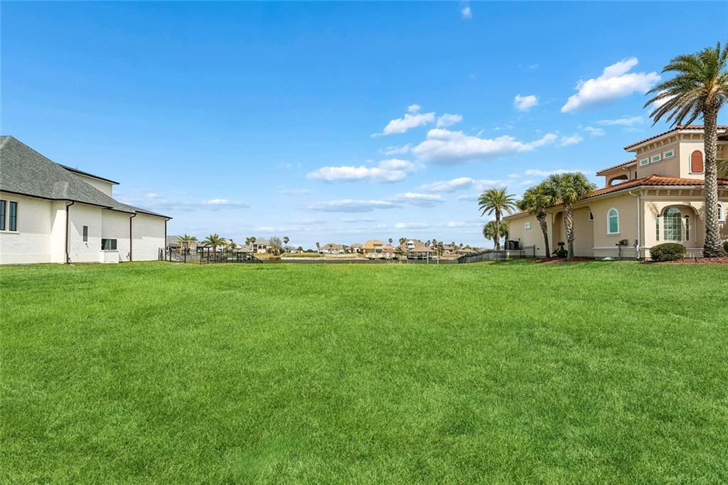 1109 LAKESHORE Boulevard