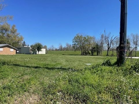 14832 RIVER Road Hahnville LA 70057