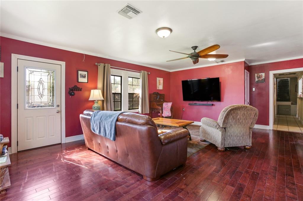 126 E D'AMOUR Drive