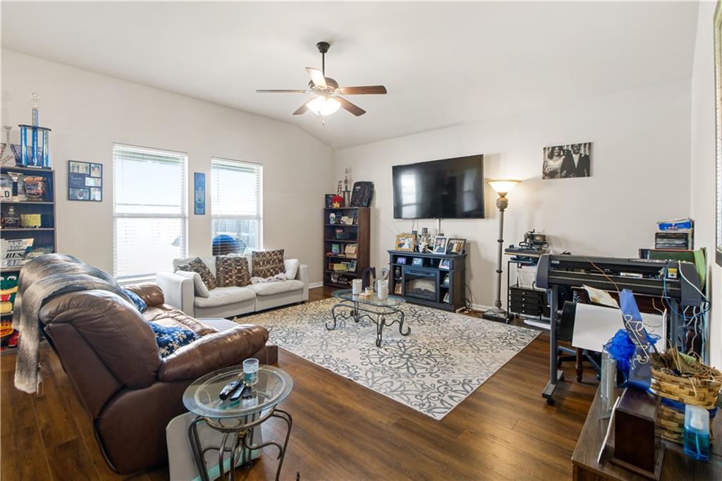 2616 BAYOU DUET Drive