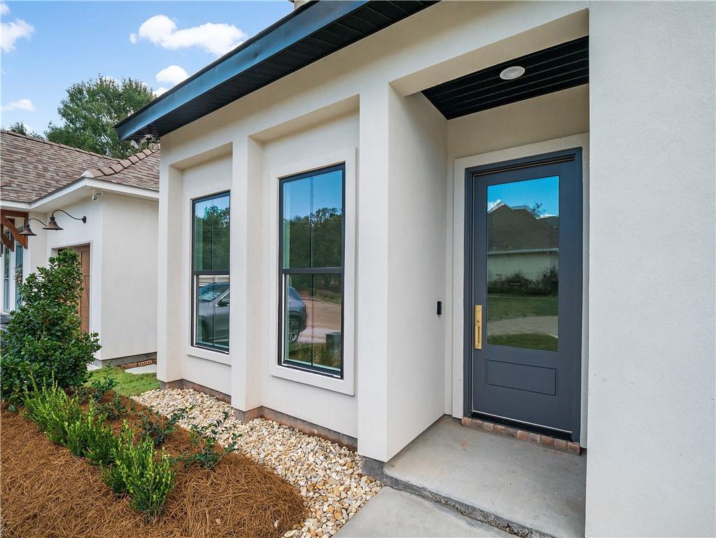 105 COUSHATTA Circle