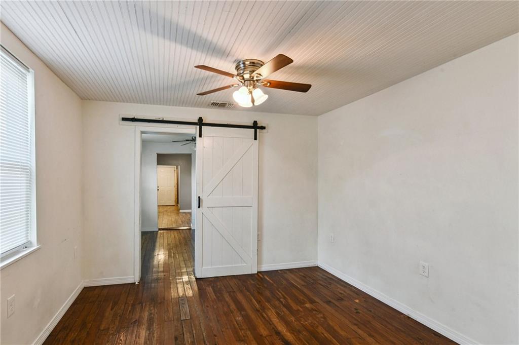 2913 17 HAWKSTON Street