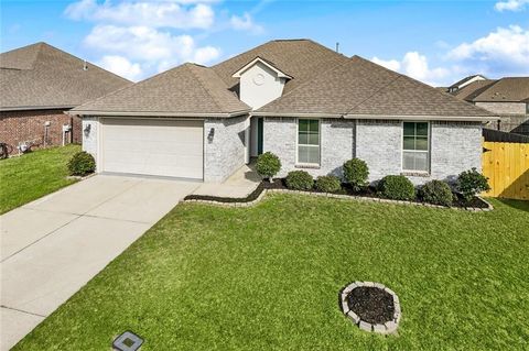 320 E LAKE Drive Slidell LA 70461
