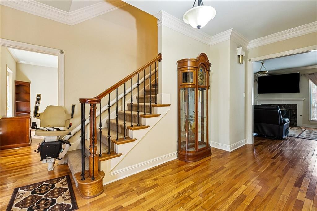 24 MONTE CARLO Drive