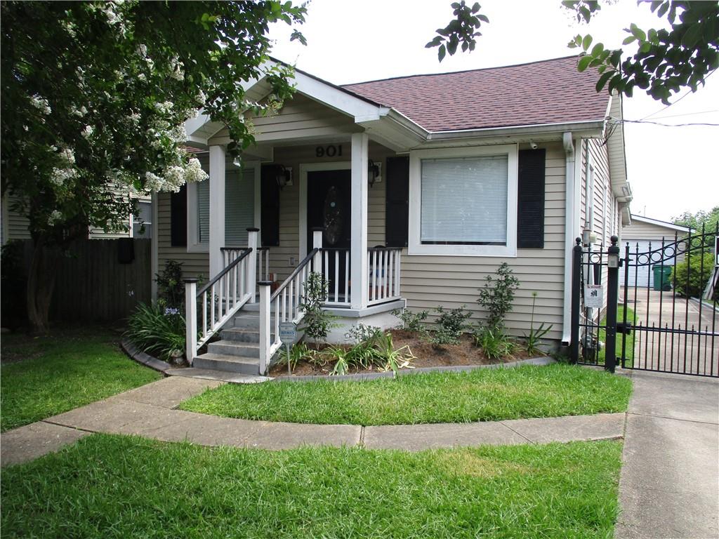 Photo 1 of 21 — 901 ATHANIA Parkway, Metairie, LA 70001