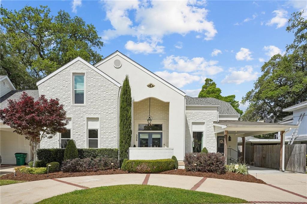 306 W WILLIAM DAVID Parkway