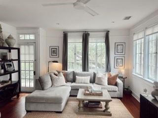 New Orleans, Louisiana 70119, United States, 2 Bedrooms Bedrooms, ,1 BathroomBathrooms,Residential,Active,58799