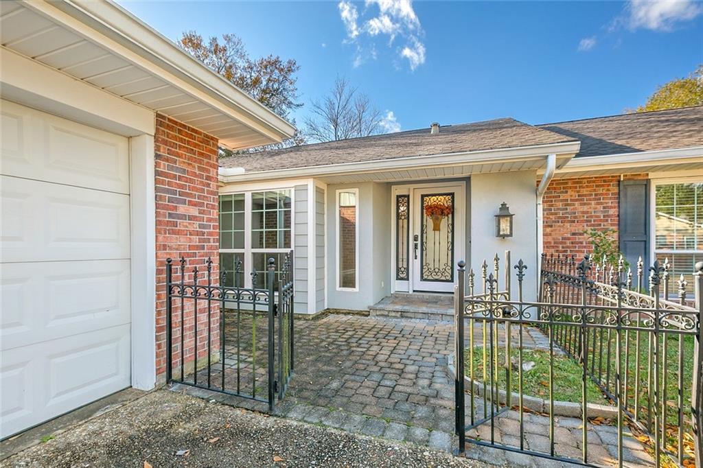 204 CAMBORNE Lane