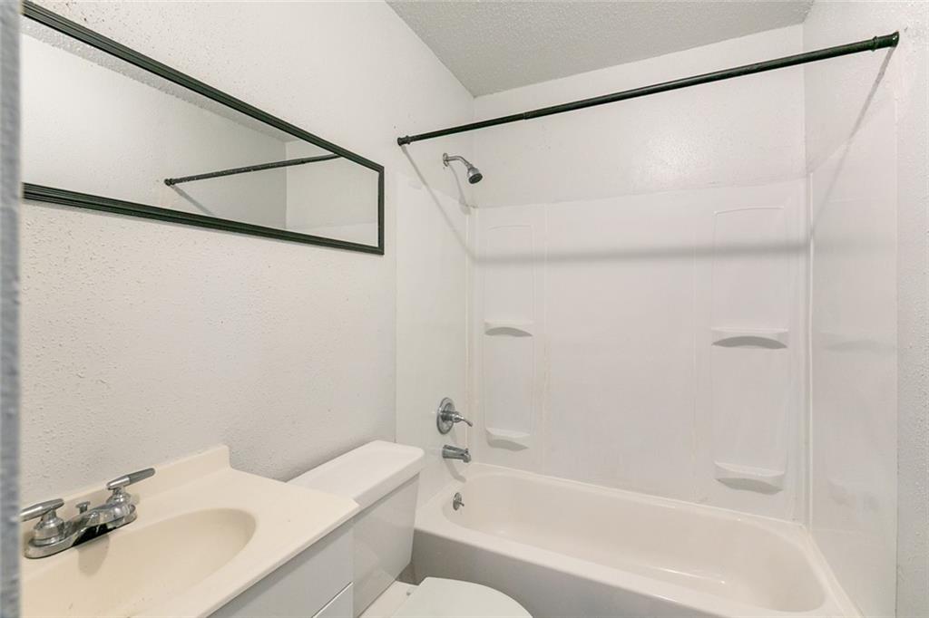 6001 07 TULLIS Drive