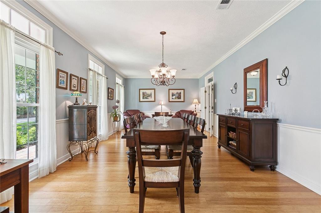 115 VILLERE Drive