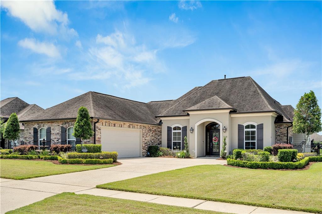 210 LAC CALCASIEU Drive