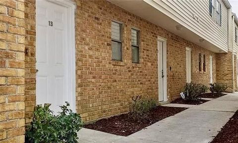 4754 PONTCHARTRAIN Drive Slidell LA 70458