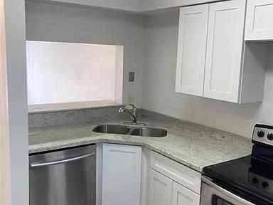 4754 PONTCHARTRAIN Drive