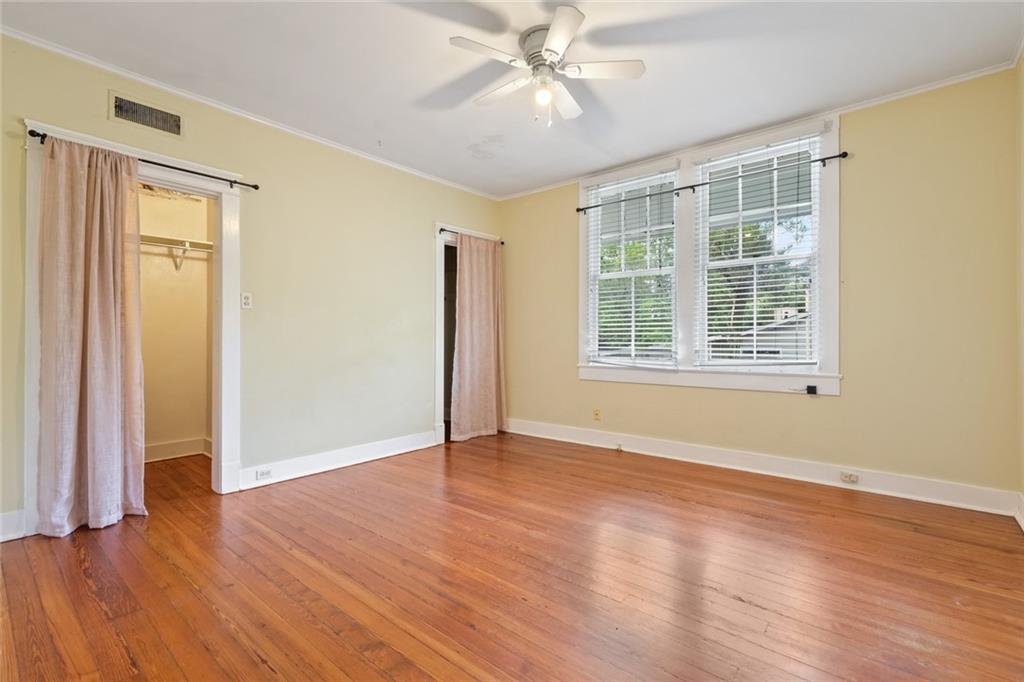 New Orleans, Louisiana 70115, United States, 6 Bedrooms Bedrooms, ,4 BathroomsBathrooms,Residential,Active,51414