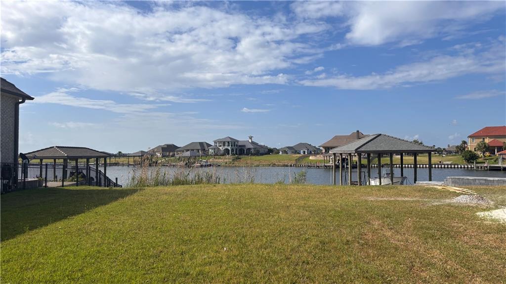 4093 MARINA VILLA