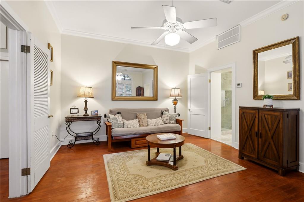 921 CHARTRES Street 3