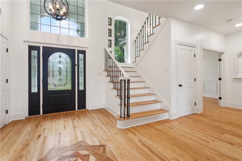 733 PLANTATION Drive