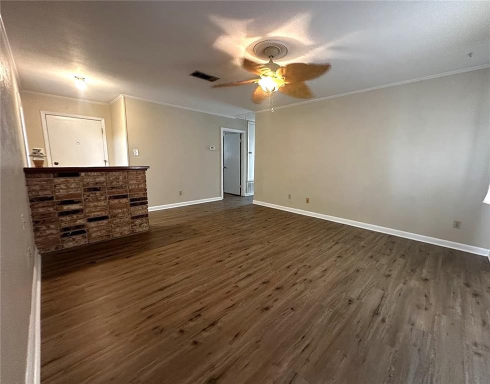 1587 RIDGECREST Drive