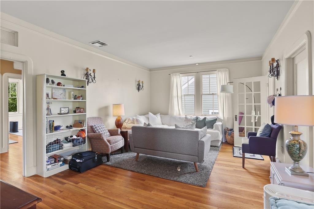 3109 11 JEFFERSON Avenue