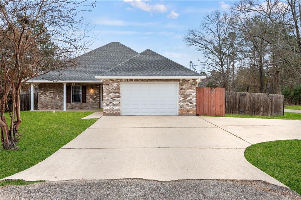 Covington, Louisiana 70433, United States, 3 Bedrooms Bedrooms, ,2 BathroomsBathrooms,Residential,Pending,8498 Covington, Louisiana 70433, United States, 3 Bedrooms Bedrooms, ,2 BathroomsBathrooms,Residential,Pending,8498