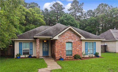 Photo of 70360 MENUET Road, Mandeville, LA 70471 (MLS # 2558278)