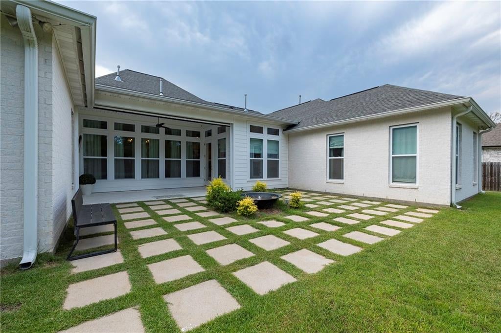 20138 BRENTWOOD Drive