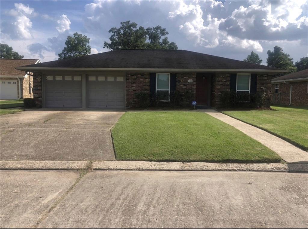 140 MAGNOLIA Drive